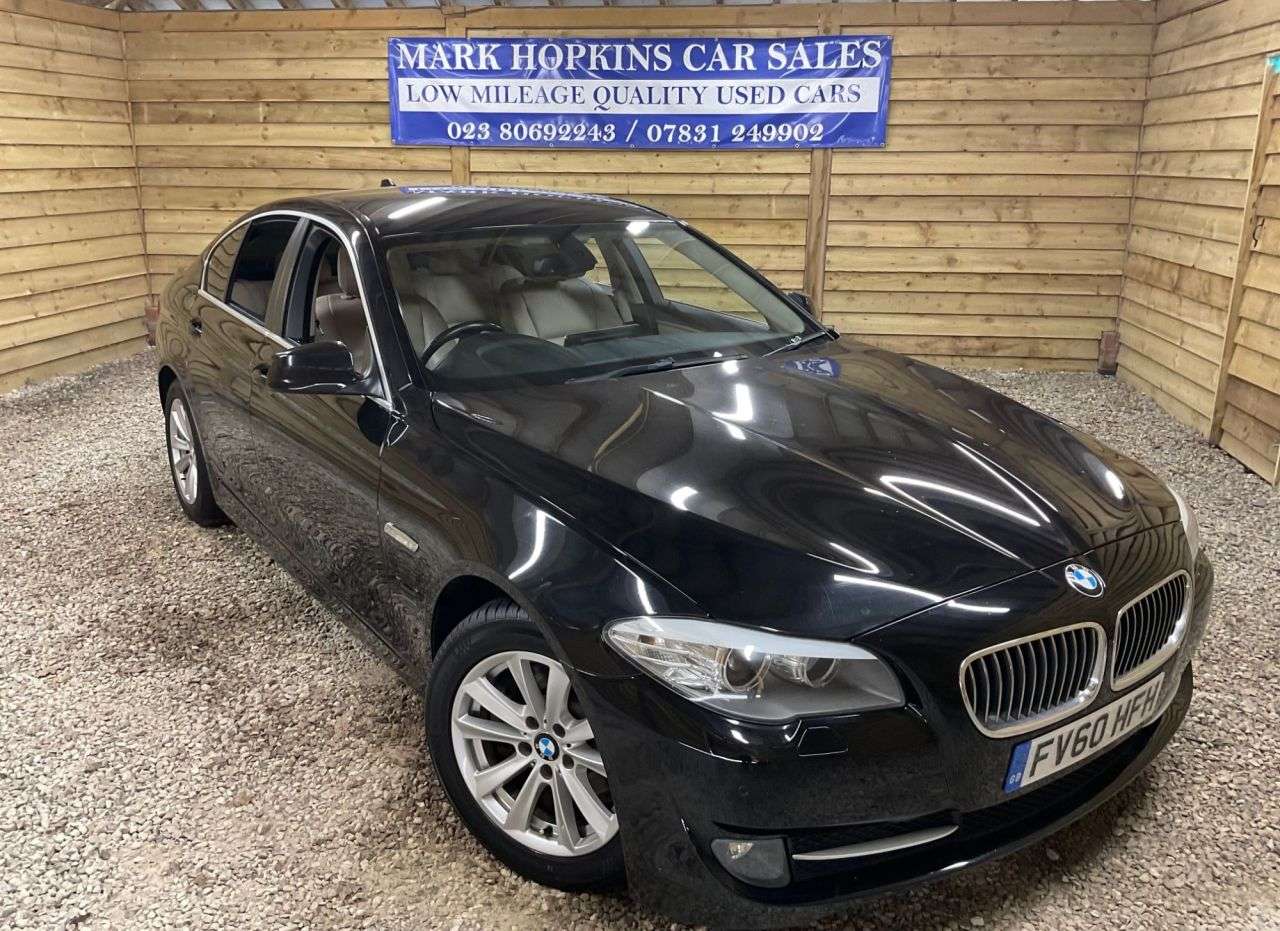 A 2011 BMW 5 SERIES 2.0 520d SE Saloon 4dr Diesel Steptronic Euro 5 (184 ps) DEMO+TWO OWNERS £5 A 2011 BMW 5 SERIES 2.0 520d SE Saloon 4dr Diesel Steptronic Euro 5 (184 ps) DEMO+TWO OWNERS £5