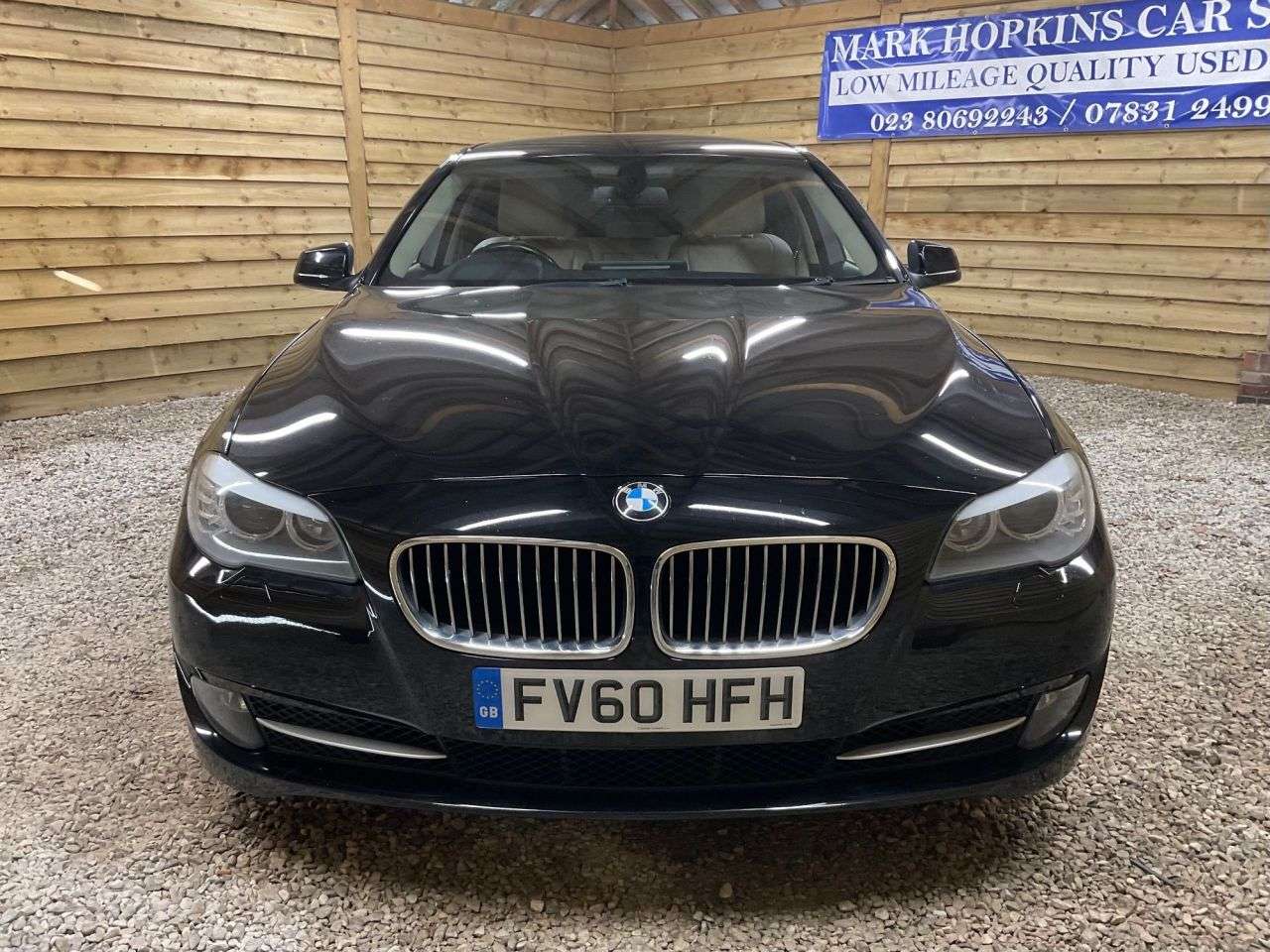 A 2011 BMW 5 SERIES 2.0 520d SE Saloon 4dr Diesel Steptronic Euro 5 (184 ps) DEMO+TWO OWNERS £5 A 2011 BMW 5 SERIES 2.0 520d SE Saloon 4dr Diesel Steptronic Euro 5 (184 ps) DEMO+TWO OWNERS £5