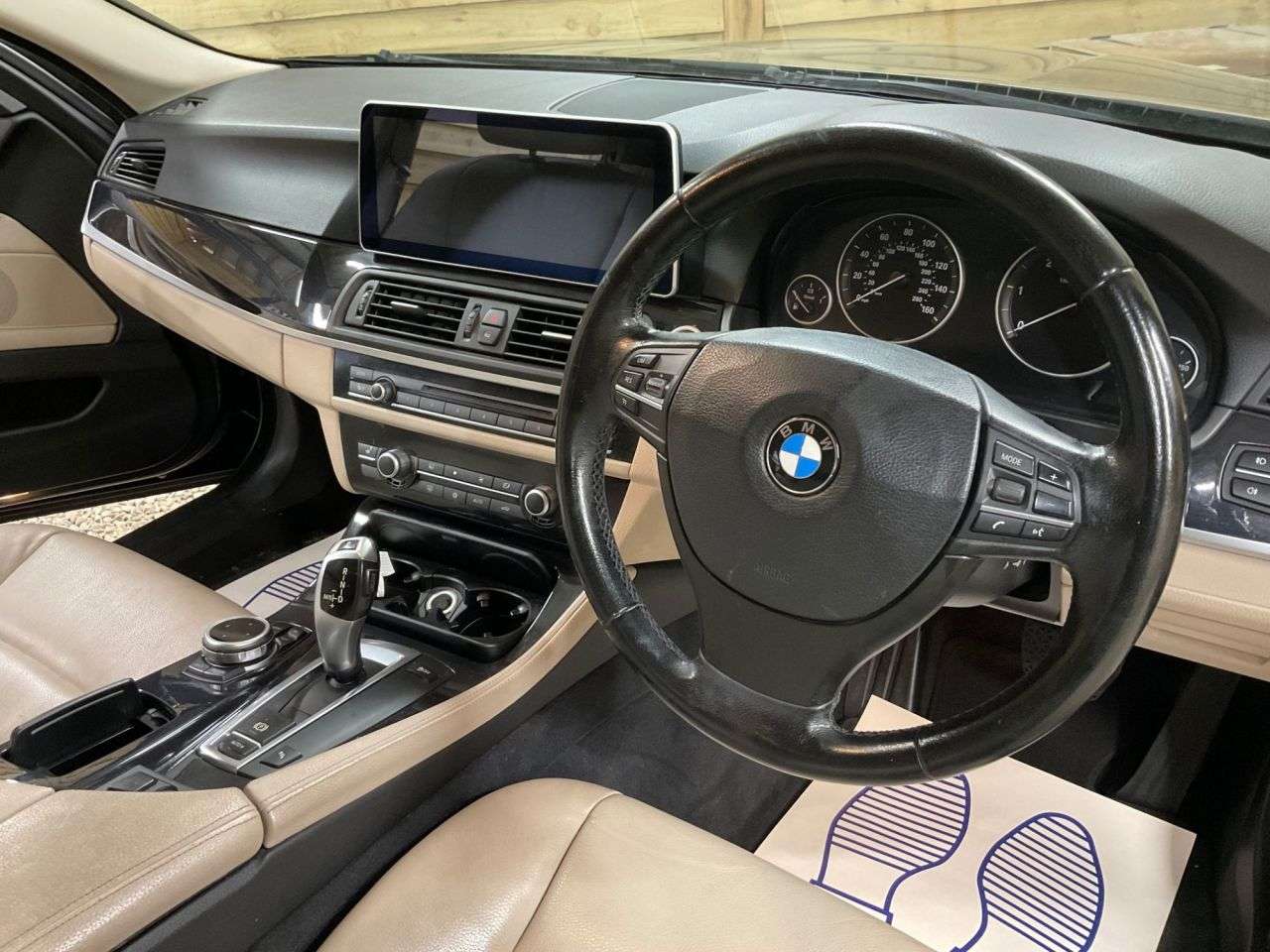 2011 BMW 5 SERIES 2011 BMW 5 SERIES