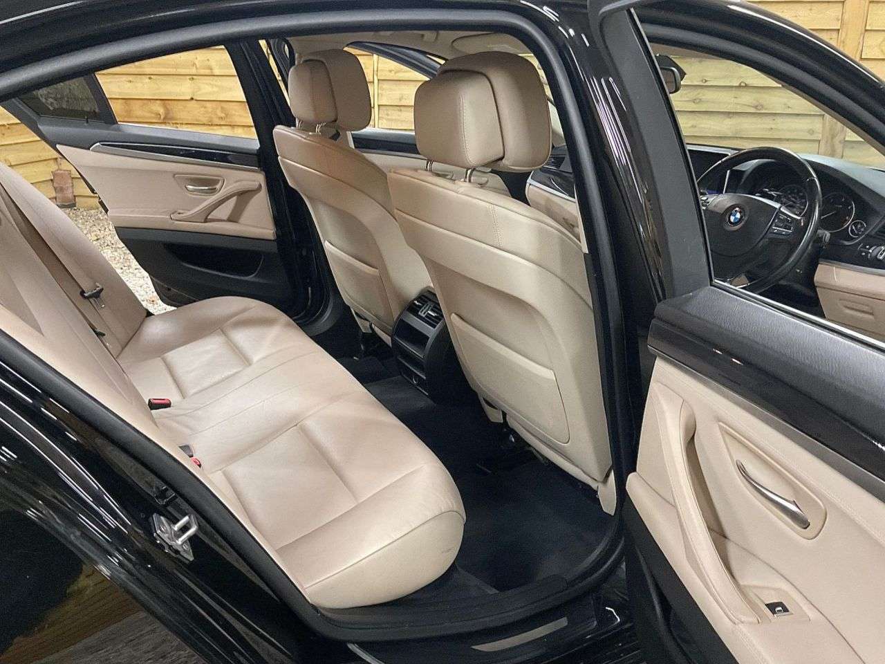 2011 BMW 5 SERIES 2011 BMW 5 SERIES