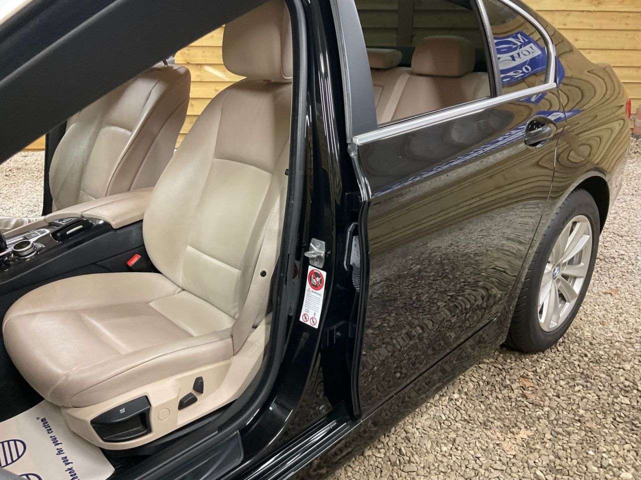 2011 BMW 5 SERIES 2011 BMW 5 SERIES