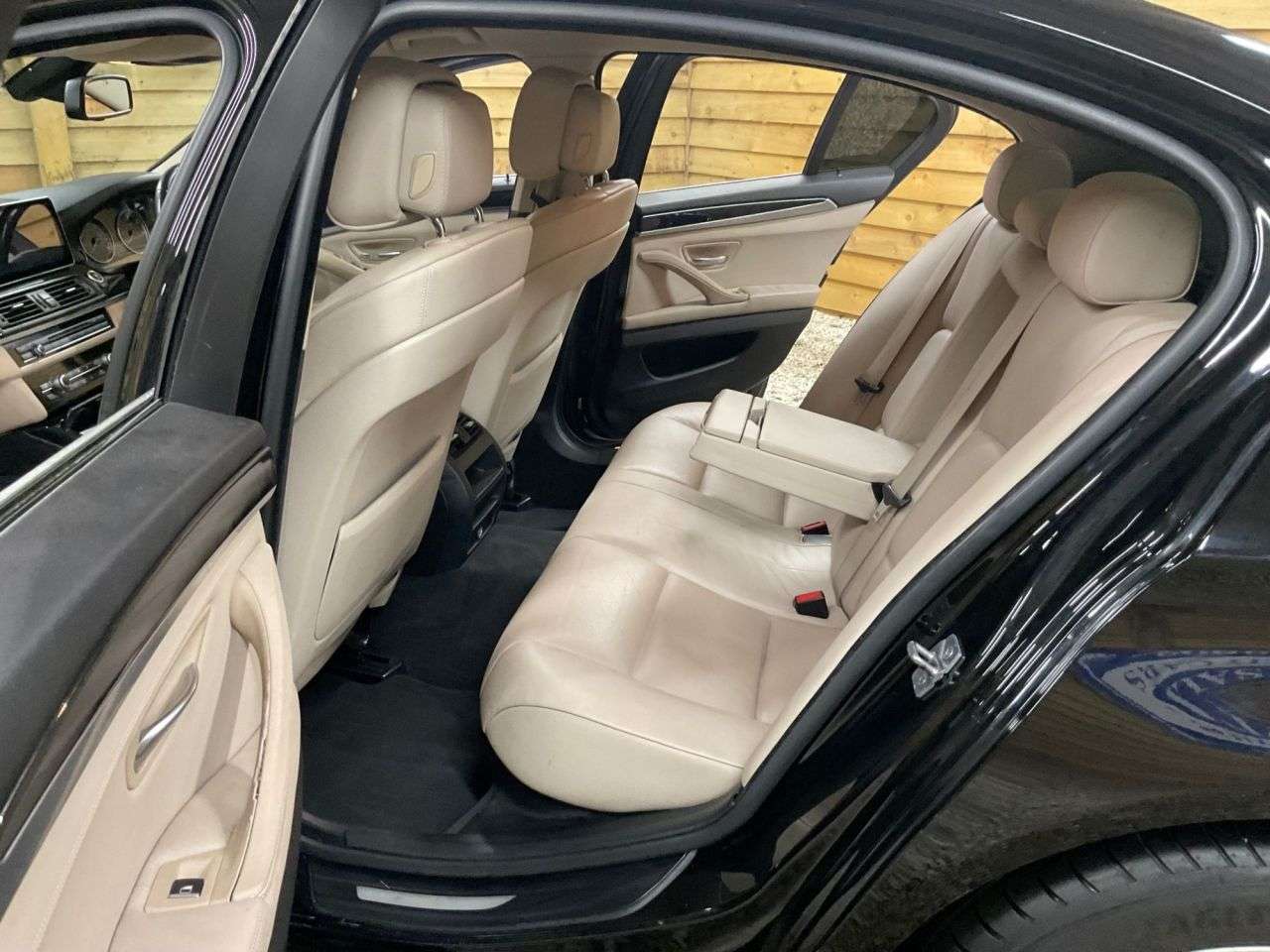 2011 BMW 5 SERIES 2011 BMW 5 SERIES