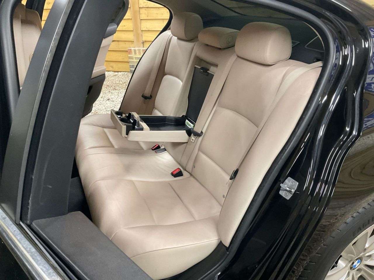 2011 BMW 5 SERIES 2011 BMW 5 SERIES