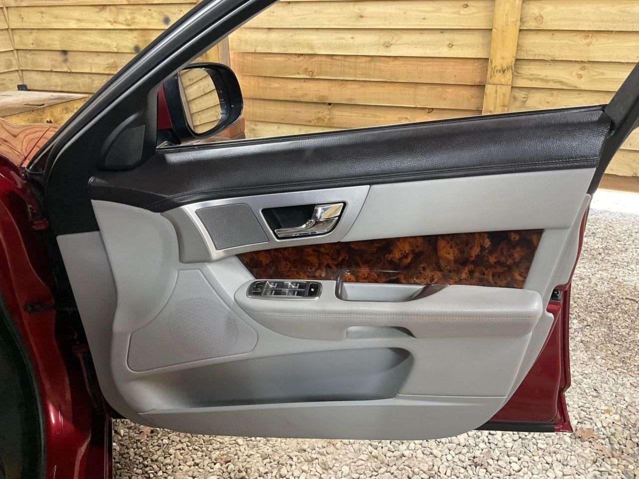 2014 JAGUAR XF 2014 JAGUAR XF