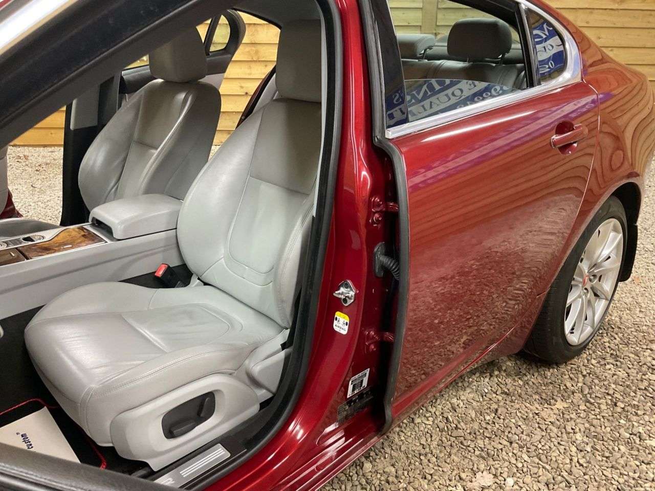 2014 JAGUAR XF 2014 JAGUAR XF