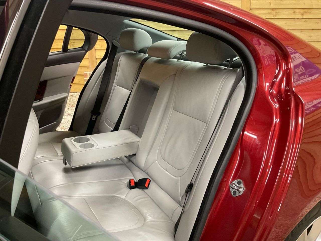 2014 JAGUAR XF 2014 JAGUAR XF