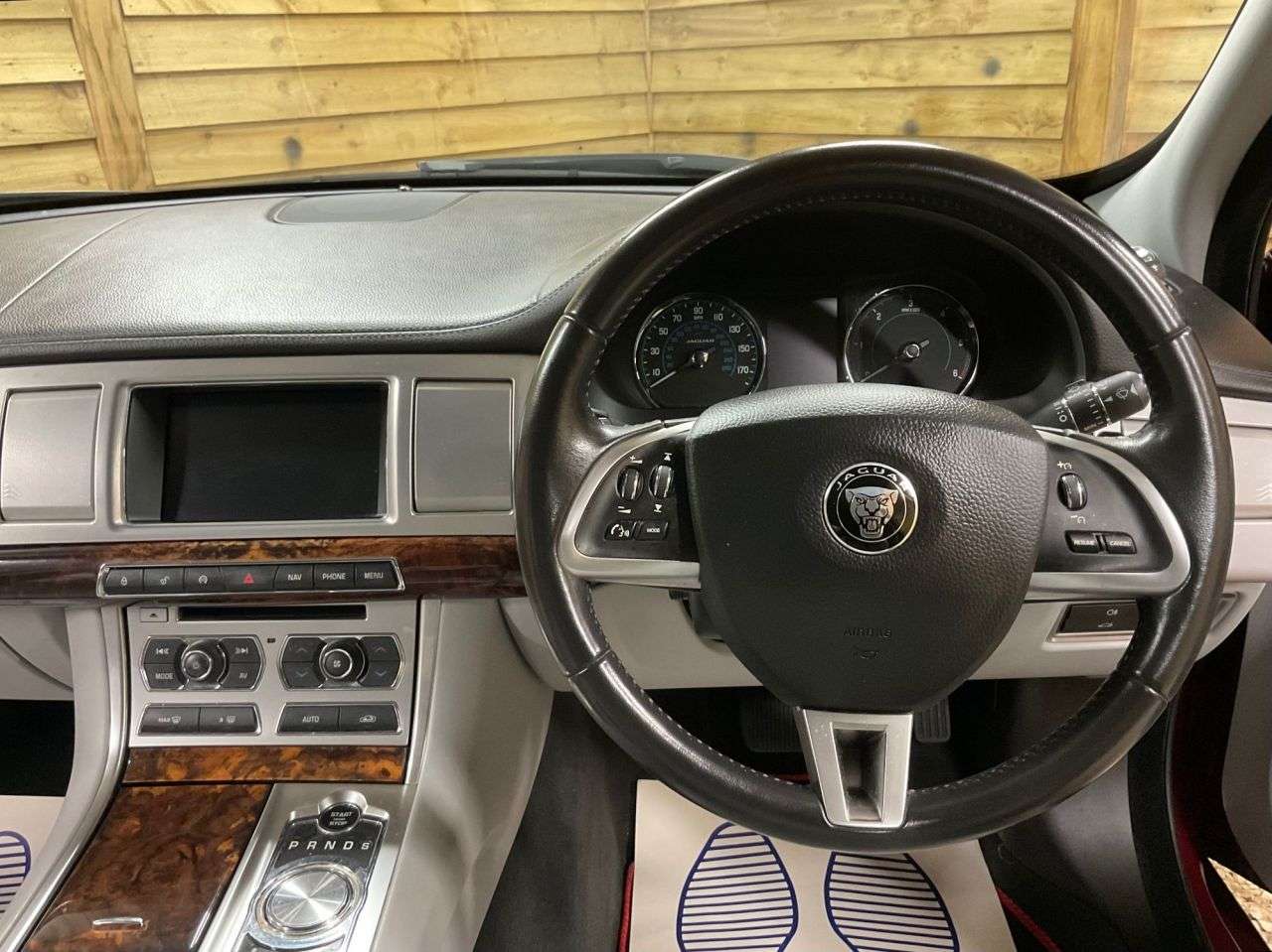 2014 JAGUAR XF 2014 JAGUAR XF