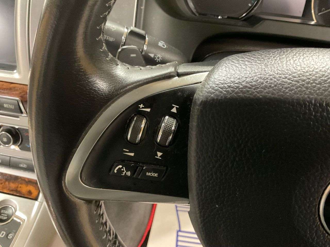 2014 JAGUAR XF 2014 JAGUAR XF