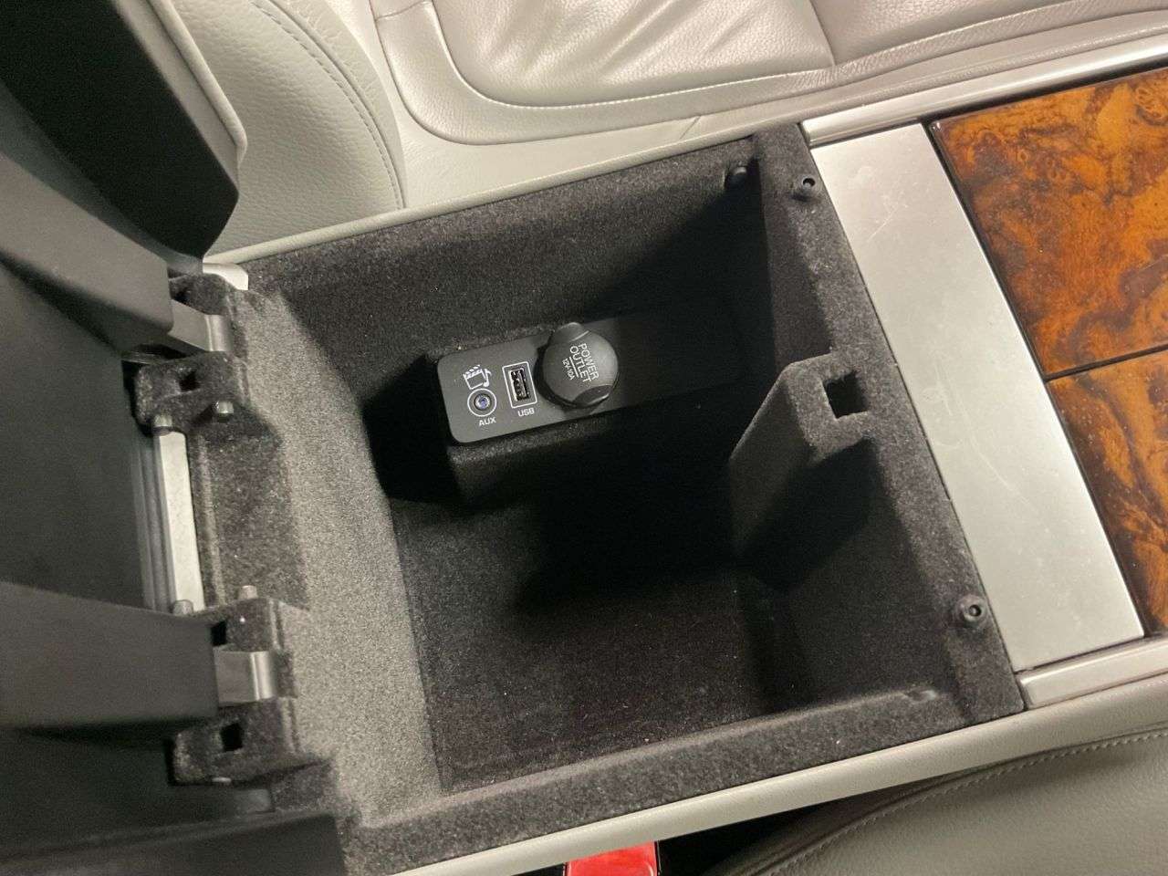 2014 JAGUAR XF 2014 JAGUAR XF