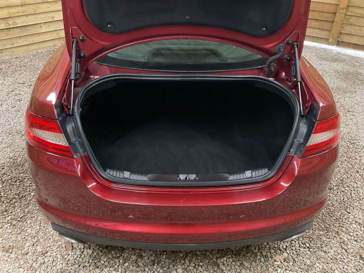 2014 JAGUAR XF 2014 JAGUAR XF