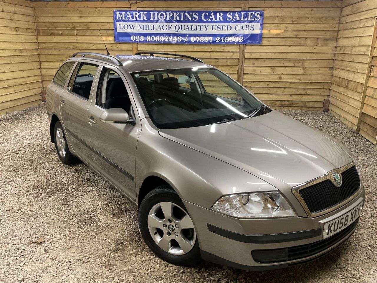 A 2008 SKODA OCTAVIA 1.9 TDI Ambiente Estate 5dr Diesel Manual Euro 4 (105 ps) FATHER & SON OWNE A 2008 SKODA OCTAVIA 1.9 TDI Ambiente Estate 5dr Diesel Manual Euro 4 (105 ps) FATHER & SON OWNE