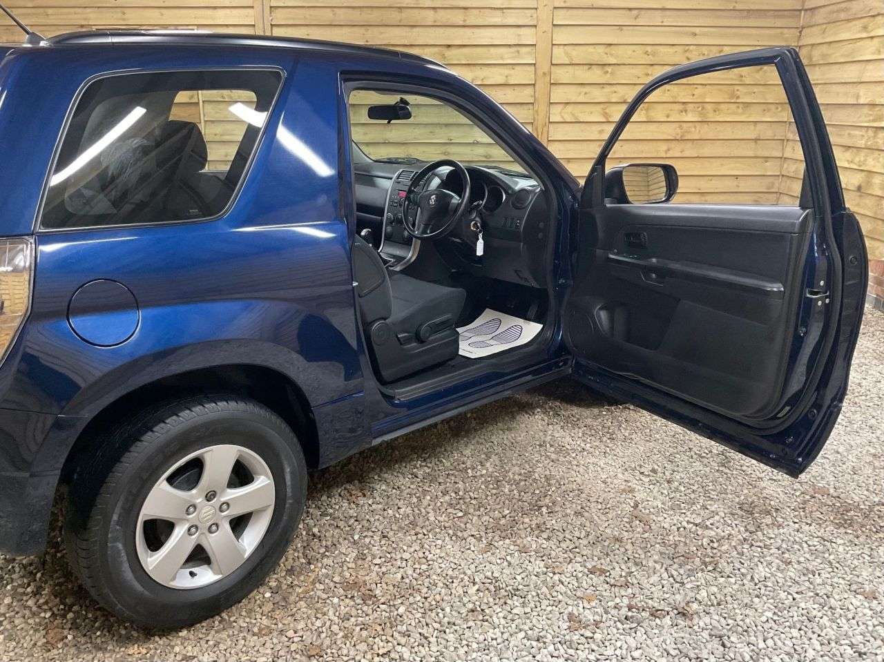 2013 SUZUKI GRAND VITARA 2013 SUZUKI GRAND VITARA