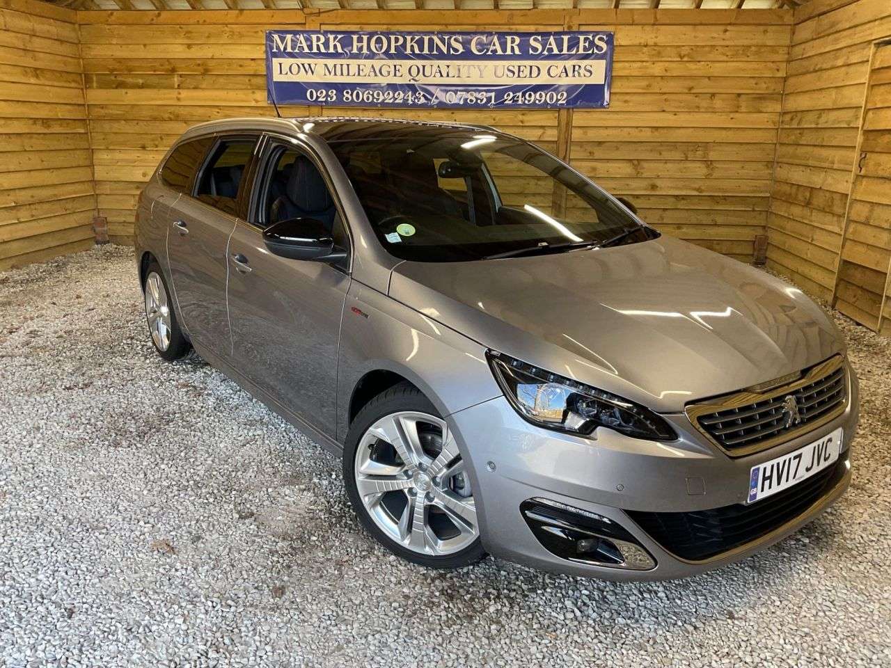 A 2017 PEUGEOT 308 SW 1.6 BlueHDi GT Line Estate 5dr Diesel EAT Euro 6 (s/s) (120 ps) ONEOWNER HI A 2017 PEUGEOT 308 SW 1.6 BlueHDi GT Line Estate 5dr Diesel EAT Euro 6 (s/s) (120 ps) ONEOWNER HI