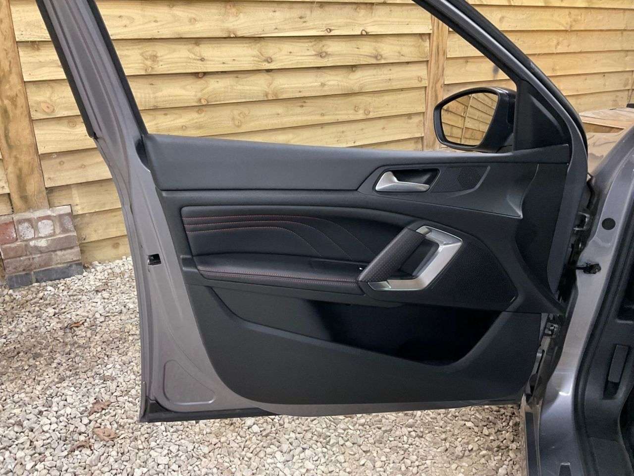 2017 PEUGEOT 308 SW 2017 PEUGEOT 308 SW