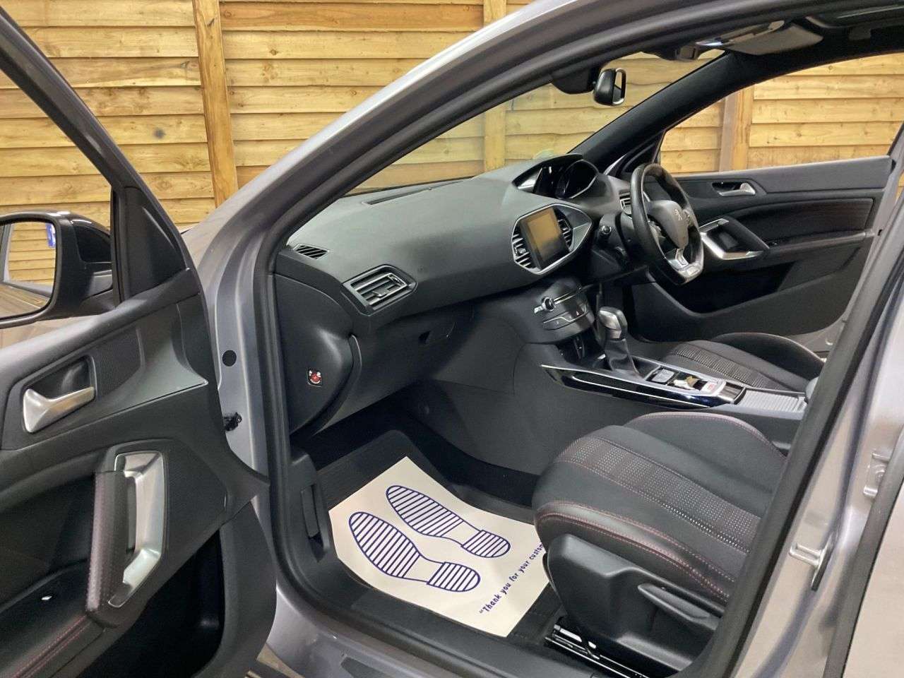 2017 PEUGEOT 308 SW 2017 PEUGEOT 308 SW