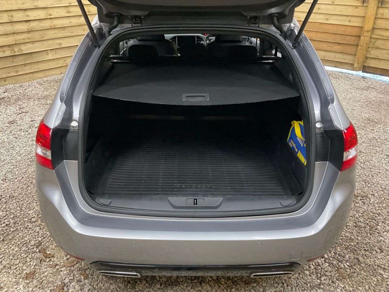 2017 PEUGEOT 308 SW 2017 PEUGEOT 308 SW