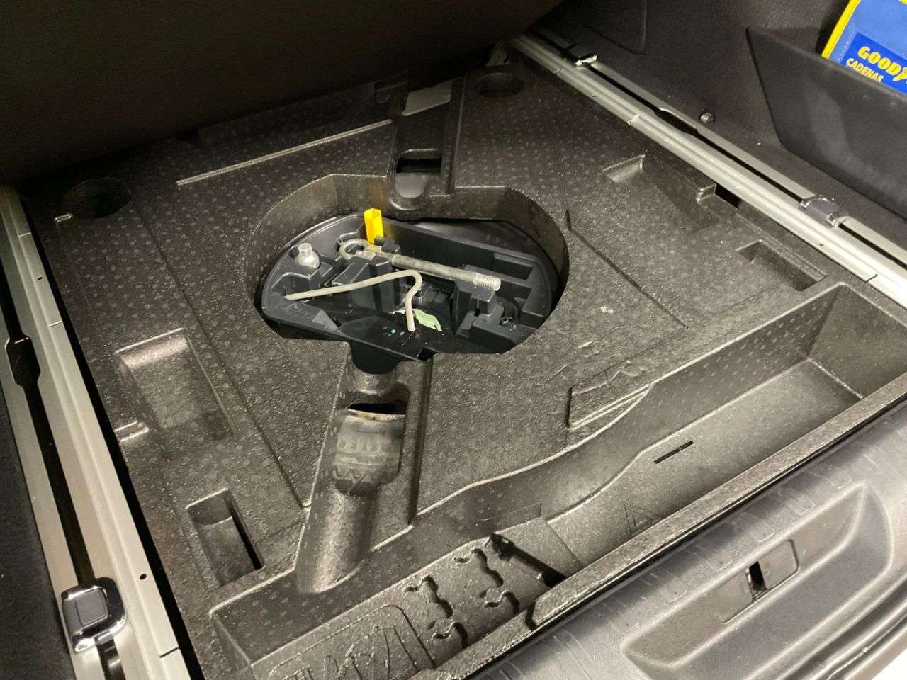 2017 PEUGEOT 308 SW 2017 PEUGEOT 308 SW