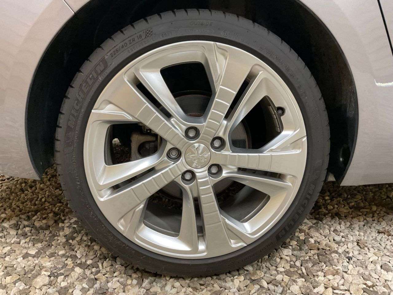 2017 PEUGEOT 308 SW 2017 PEUGEOT 308 SW