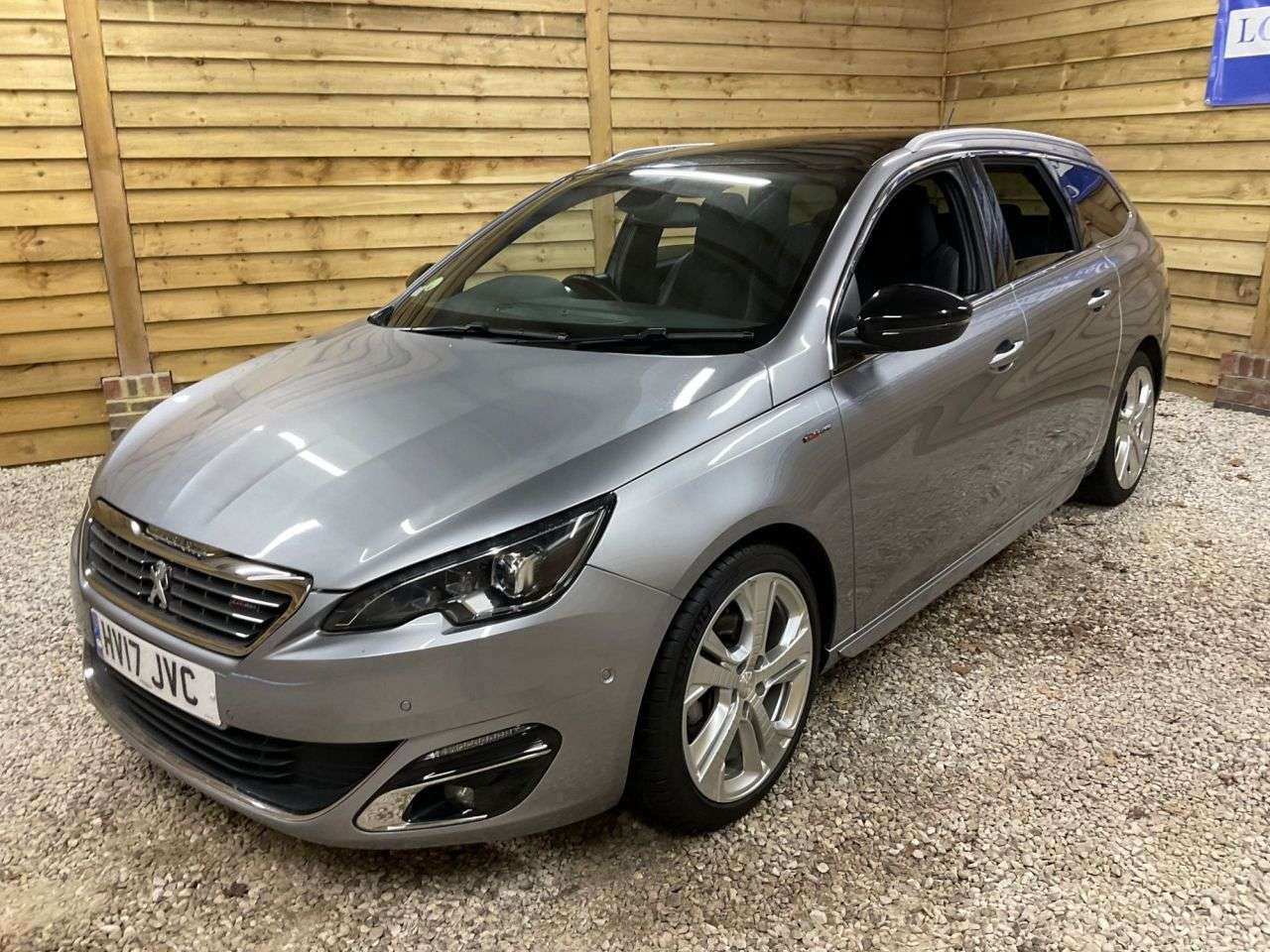 2017 PEUGEOT 308 SW 2017 PEUGEOT 308 SW