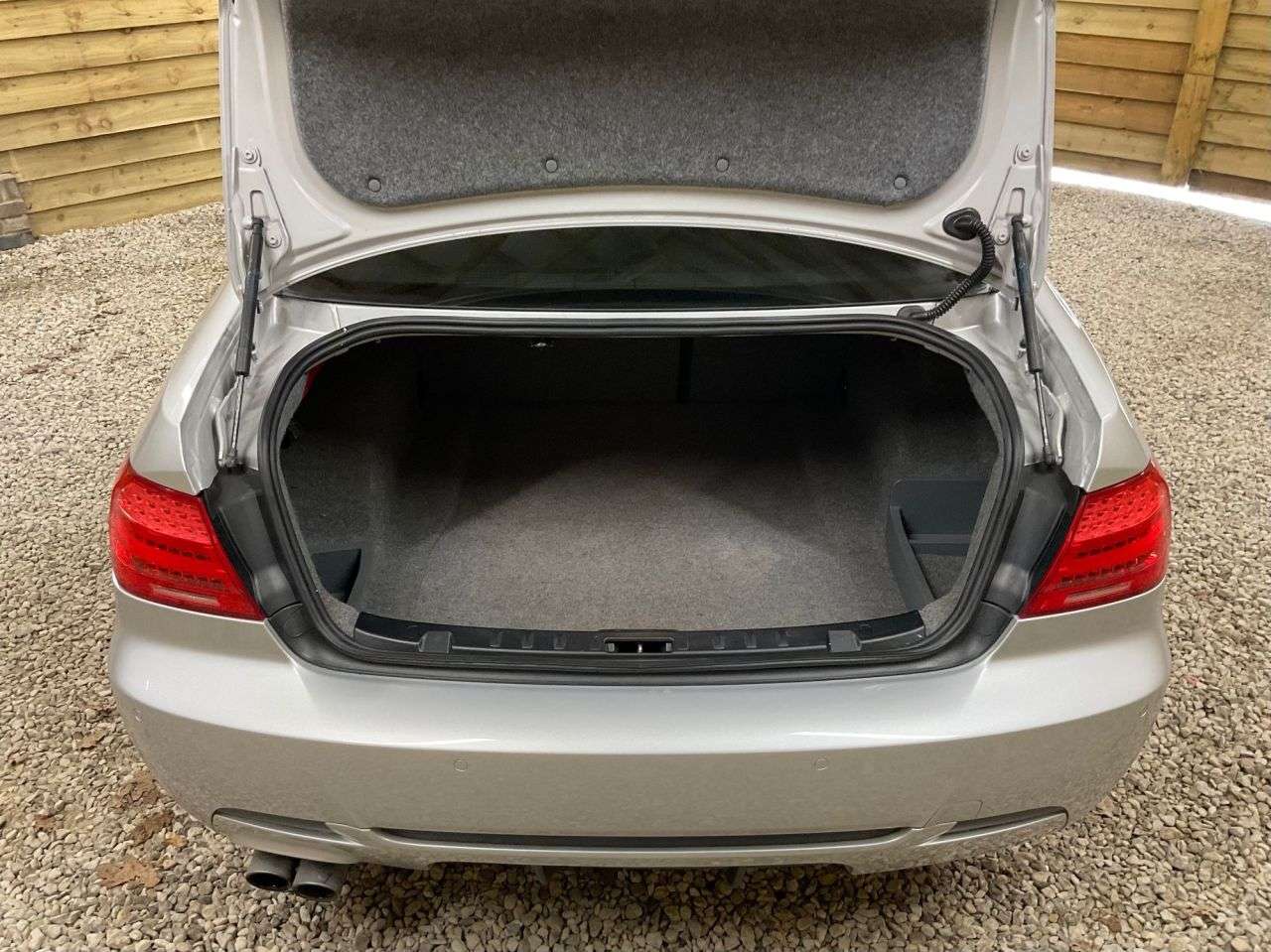 2010 BMW 3 SERIES 2010 BMW 3 SERIES