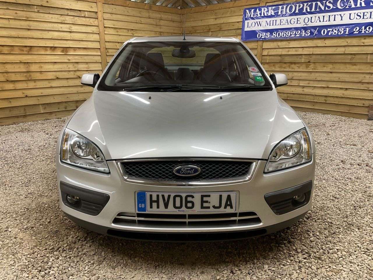 A 2006 FORD FOCUS 1.6 Titanium Saloon 4dr Petrol Manual (161 g/km, 113 bhp) ONE LOCAL OWNER H A 2006 FORD FOCUS 1.6 Titanium Saloon 4dr Petrol Manual (161 g/km, 113 bhp) ONE LOCAL OWNER H