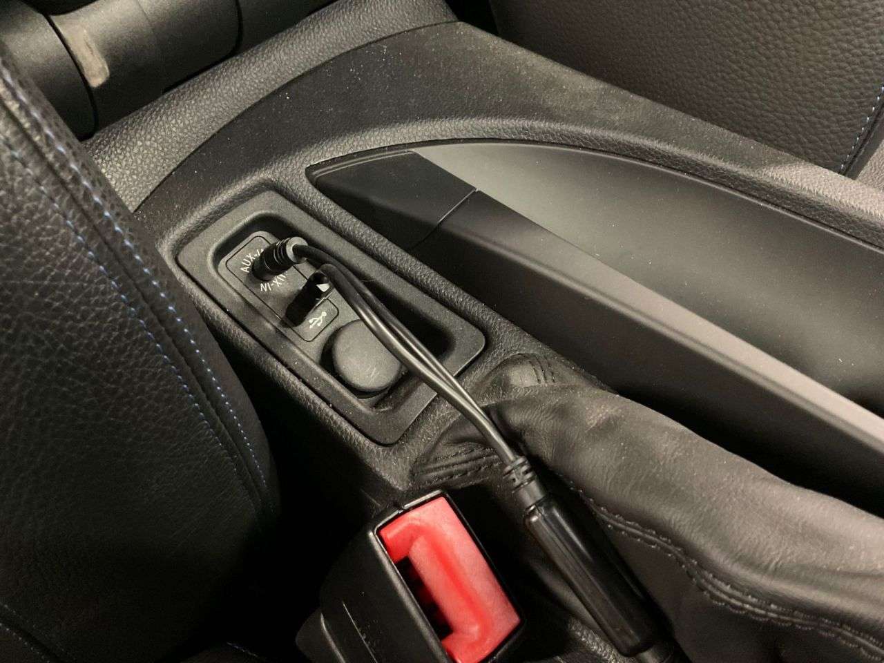 2012 BMW 1 SERIES 2012 BMW 1 SERIES