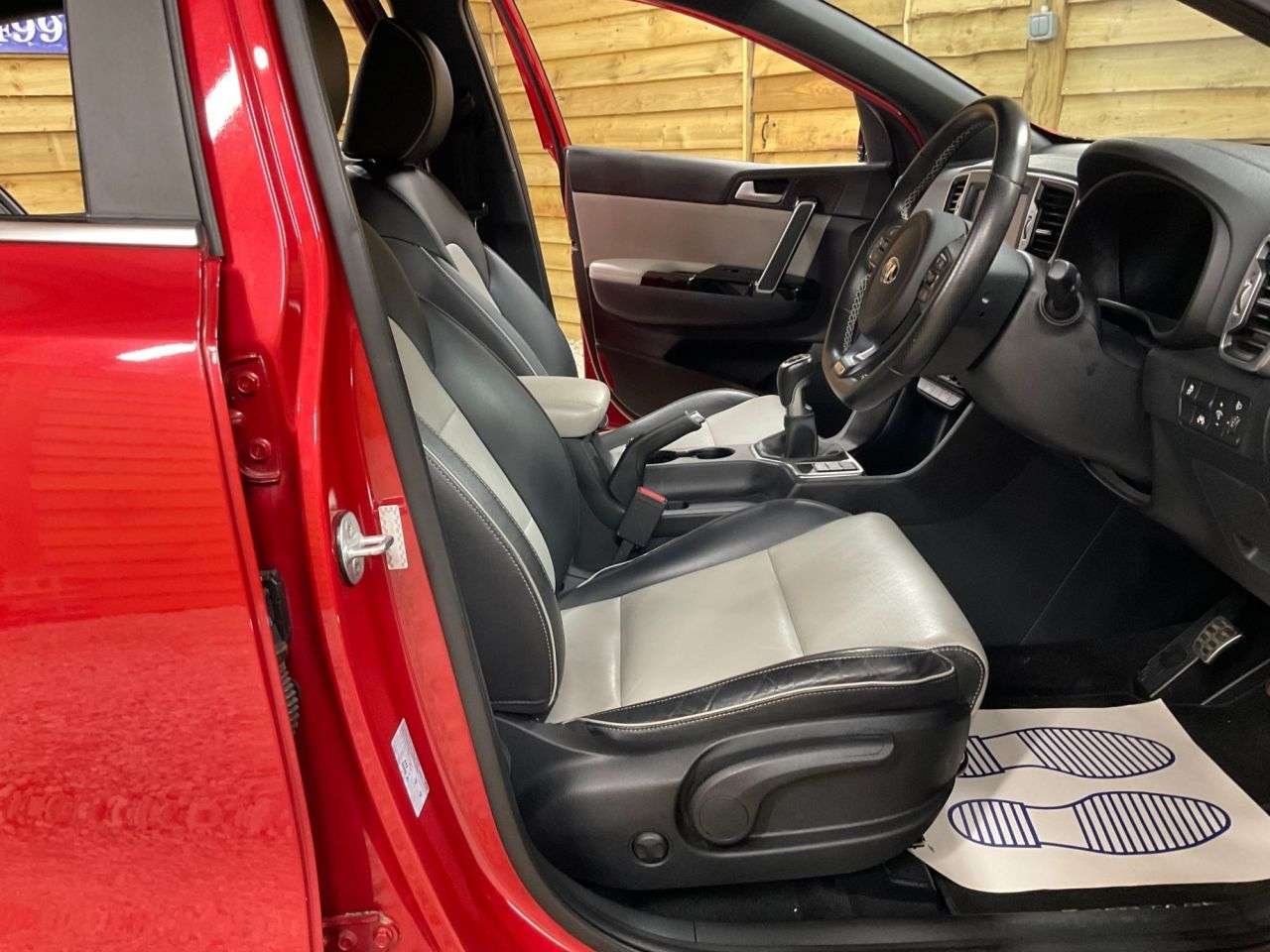 2017 KIA SPORTAGE 2017 KIA SPORTAGE