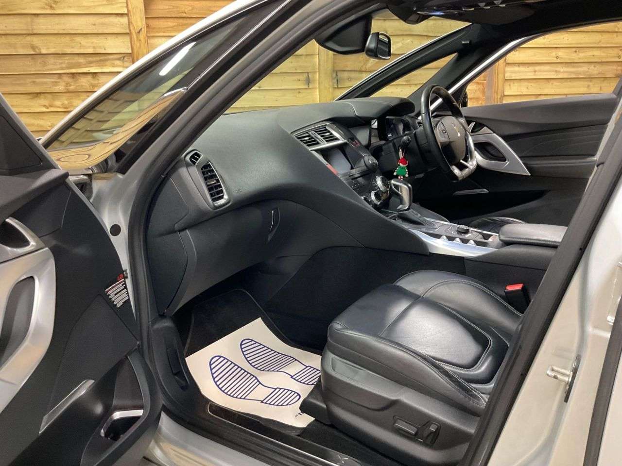 2014 CITROEN DS5 2014 CITROEN DS5