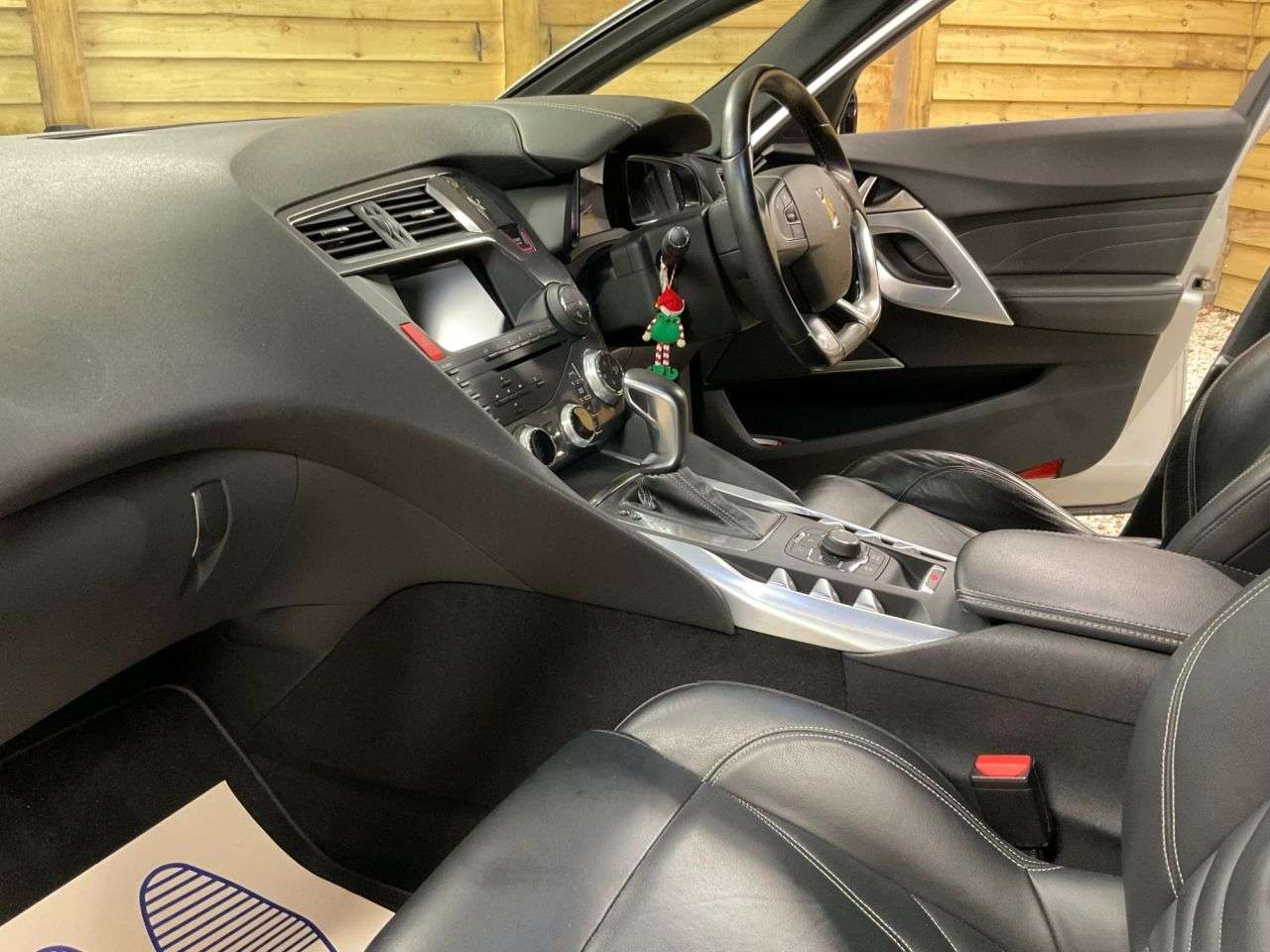 2014 CITROEN DS5 2014 CITROEN DS5
