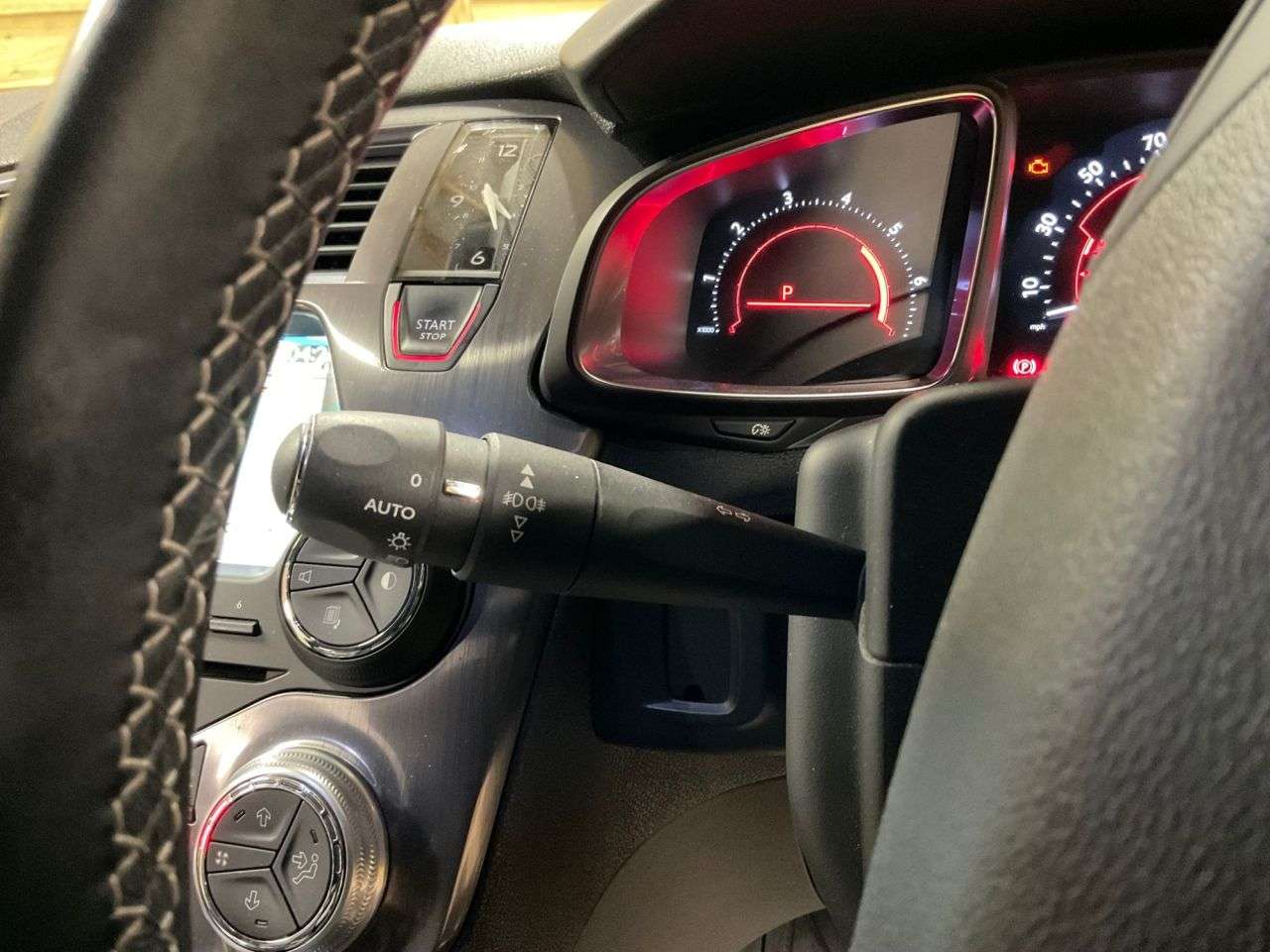 2014 CITROEN DS5 2014 CITROEN DS5