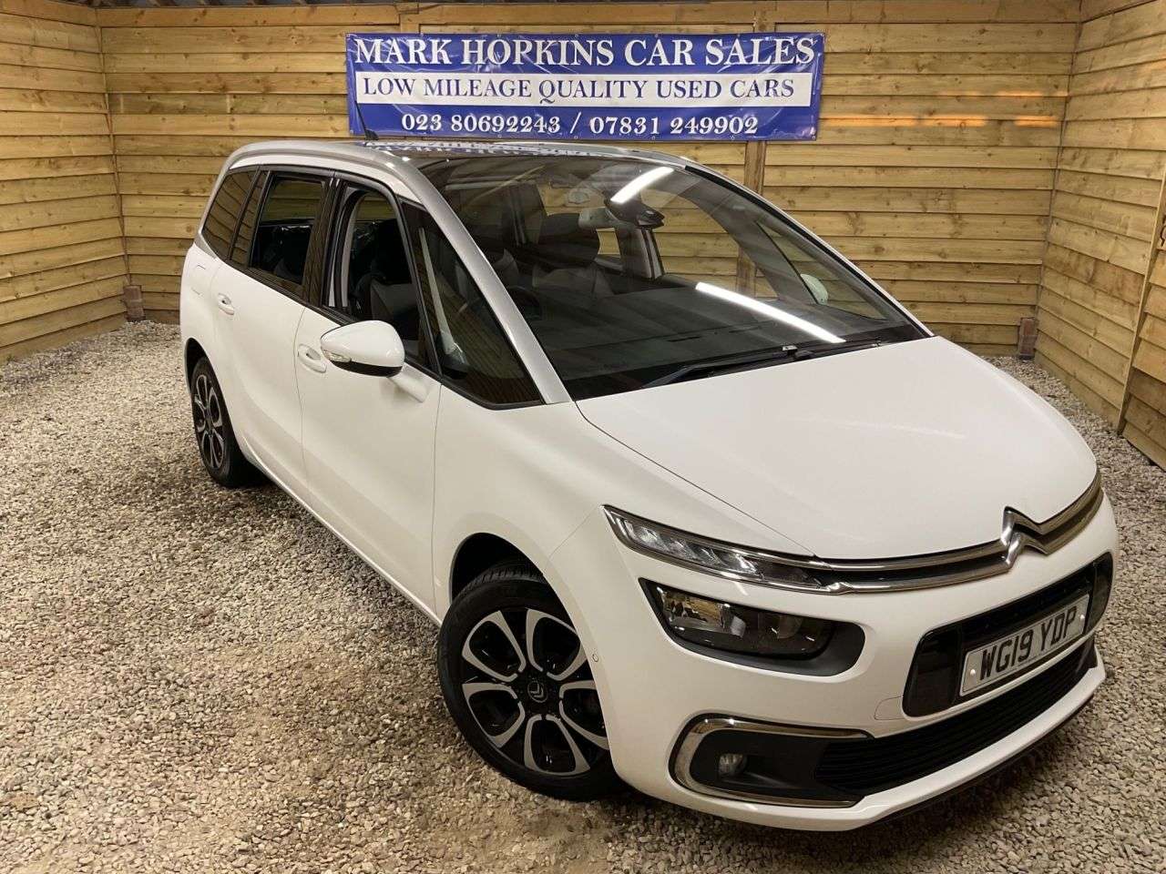 A 2019 CITROEN GRAND C4 SPACETOURER 1.5 BlueHDi Flair MPV 5dr Diesel EAT8 Euro 6 (s/s) (130 ps) DEMO+ONE LADY O A 2019 CITROEN GRAND C4 SPACETOURER 1.5 BlueHDi Flair MPV 5dr Diesel EAT8 Euro 6 (s/s) (130 ps) DEMO+ONE LADY O