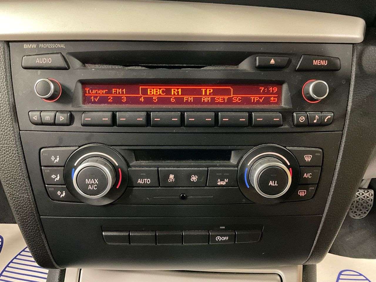 2013 BMW 1 SERIES 2013 BMW 1 SERIES