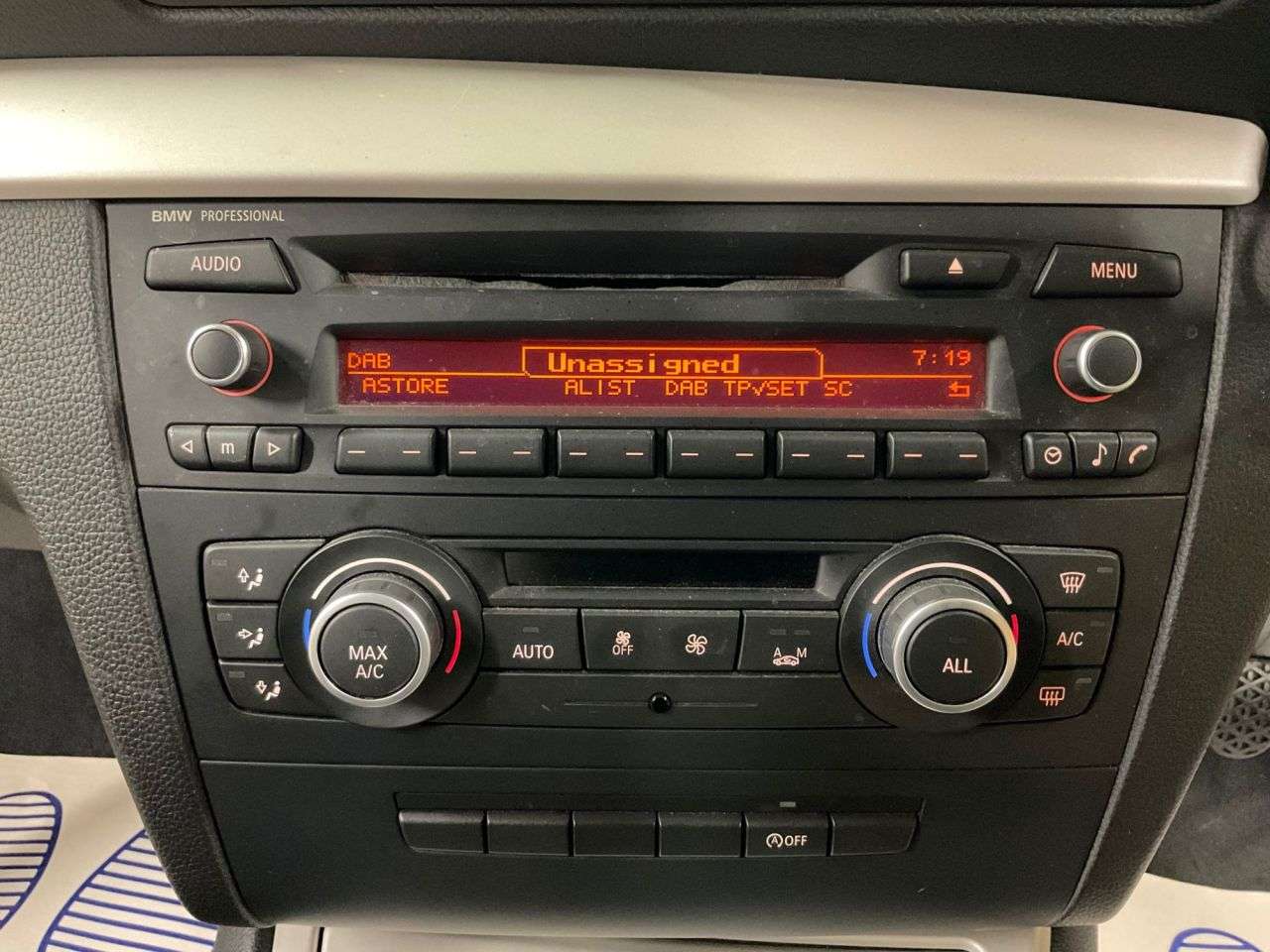 2013 BMW 1 SERIES 2013 BMW 1 SERIES