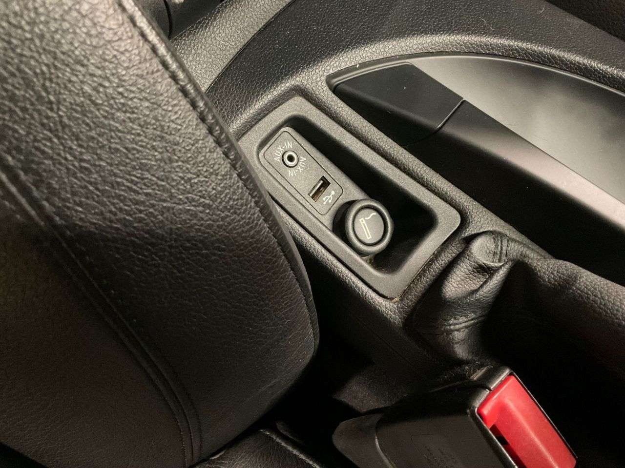 2013 BMW 1 SERIES 2013 BMW 1 SERIES