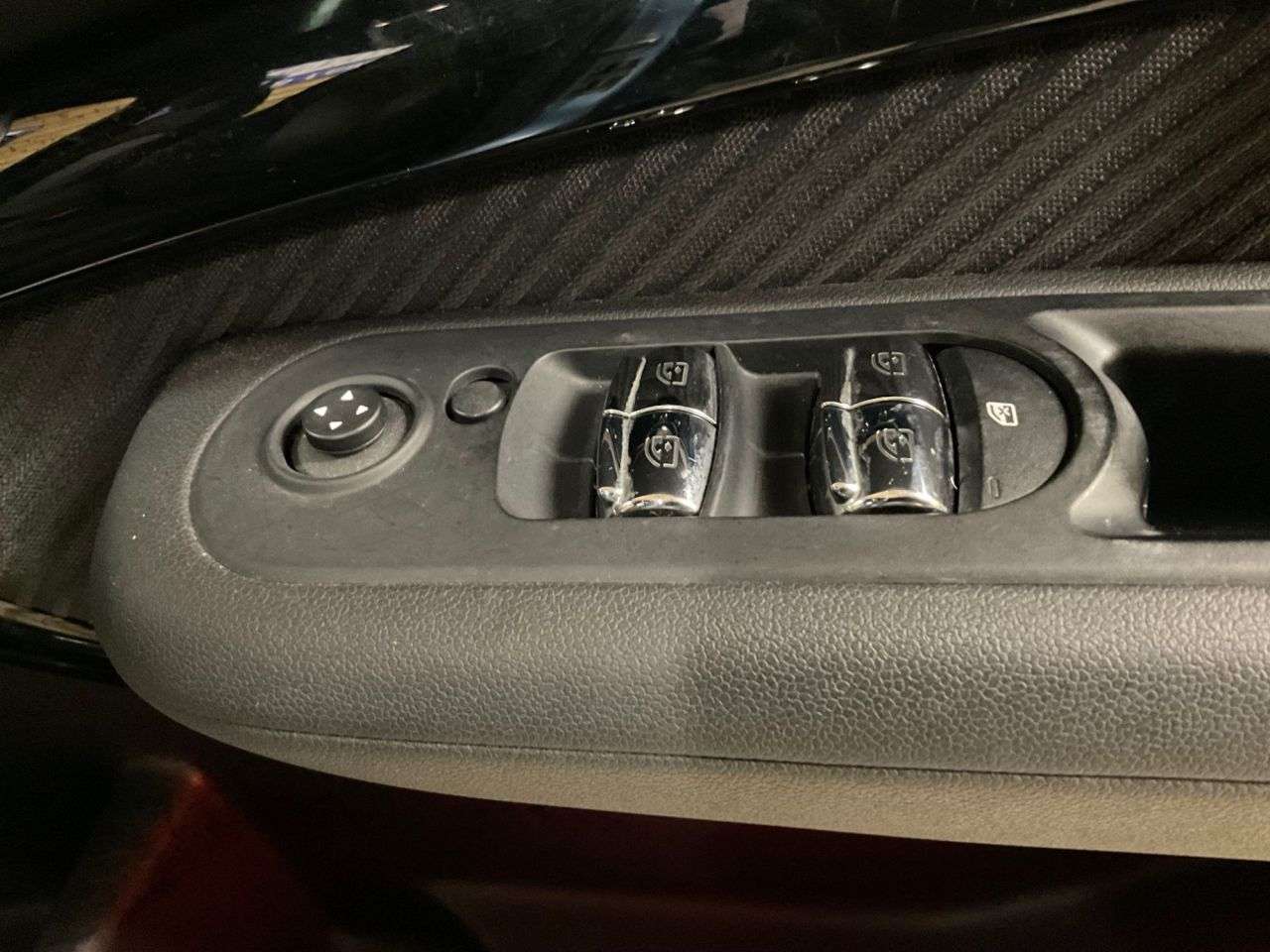 2017 MINI CLUBMAN 2017 MINI CLUBMAN