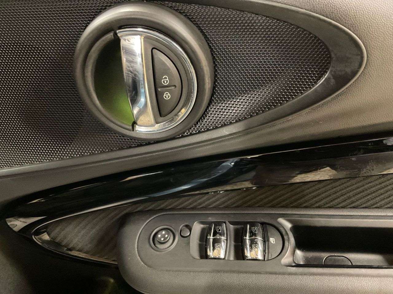 2017 MINI CLUBMAN 2017 MINI CLUBMAN