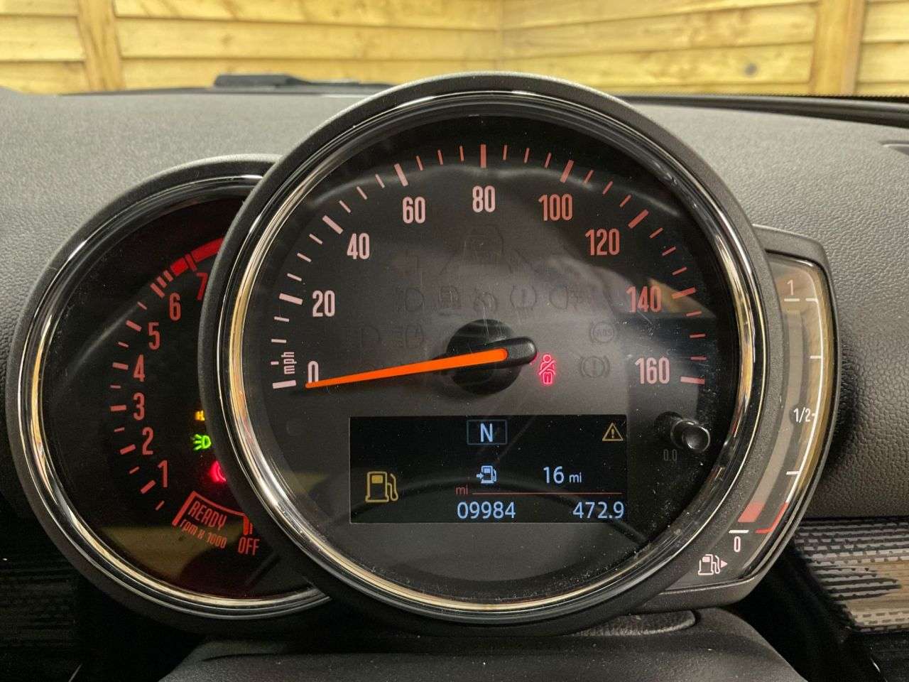 2017 MINI CLUBMAN 2017 MINI CLUBMAN