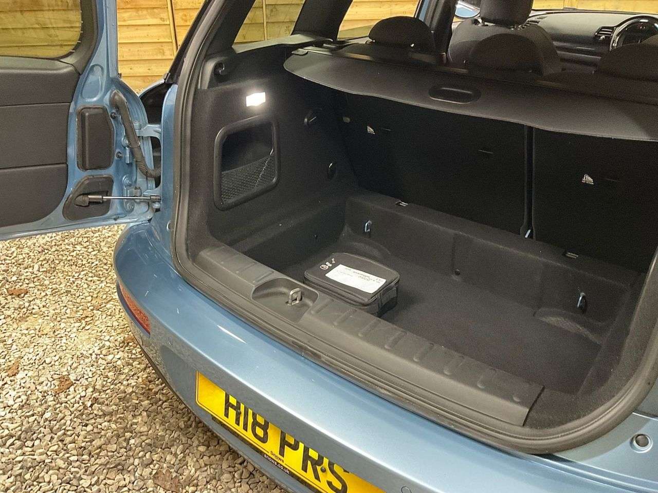 2017 MINI CLUBMAN 2017 MINI CLUBMAN