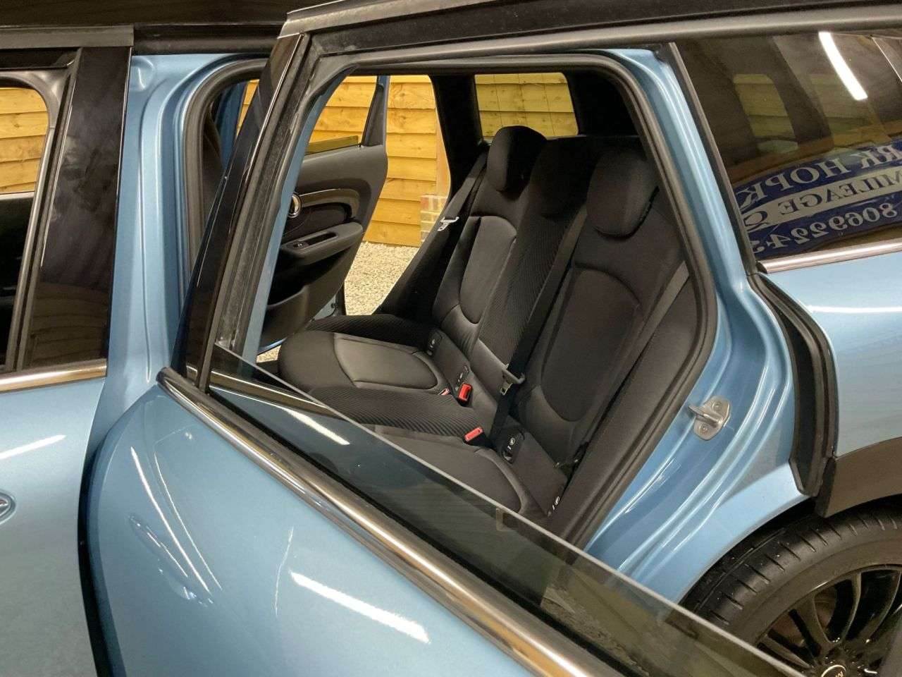 2017 MINI CLUBMAN 2017 MINI CLUBMAN