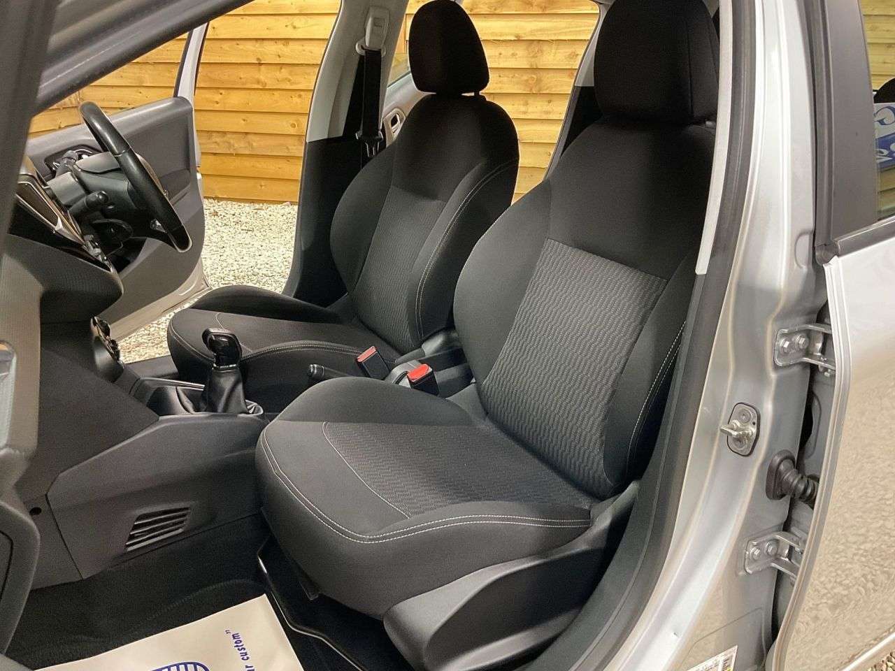 2017 PEUGEOT 208 2017 PEUGEOT 208