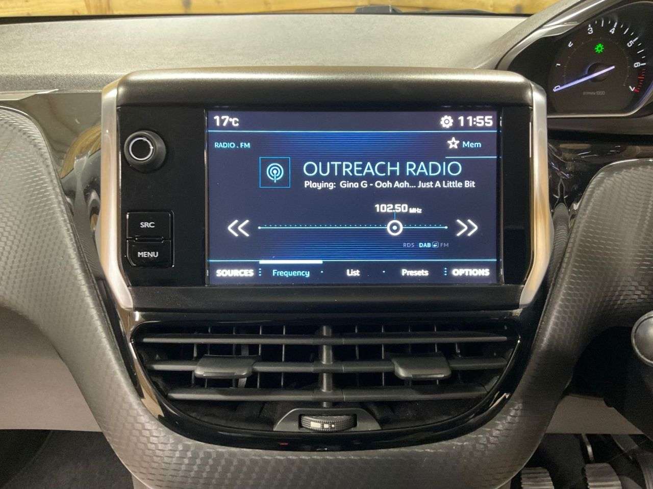 2017 PEUGEOT 208 2017 PEUGEOT 208