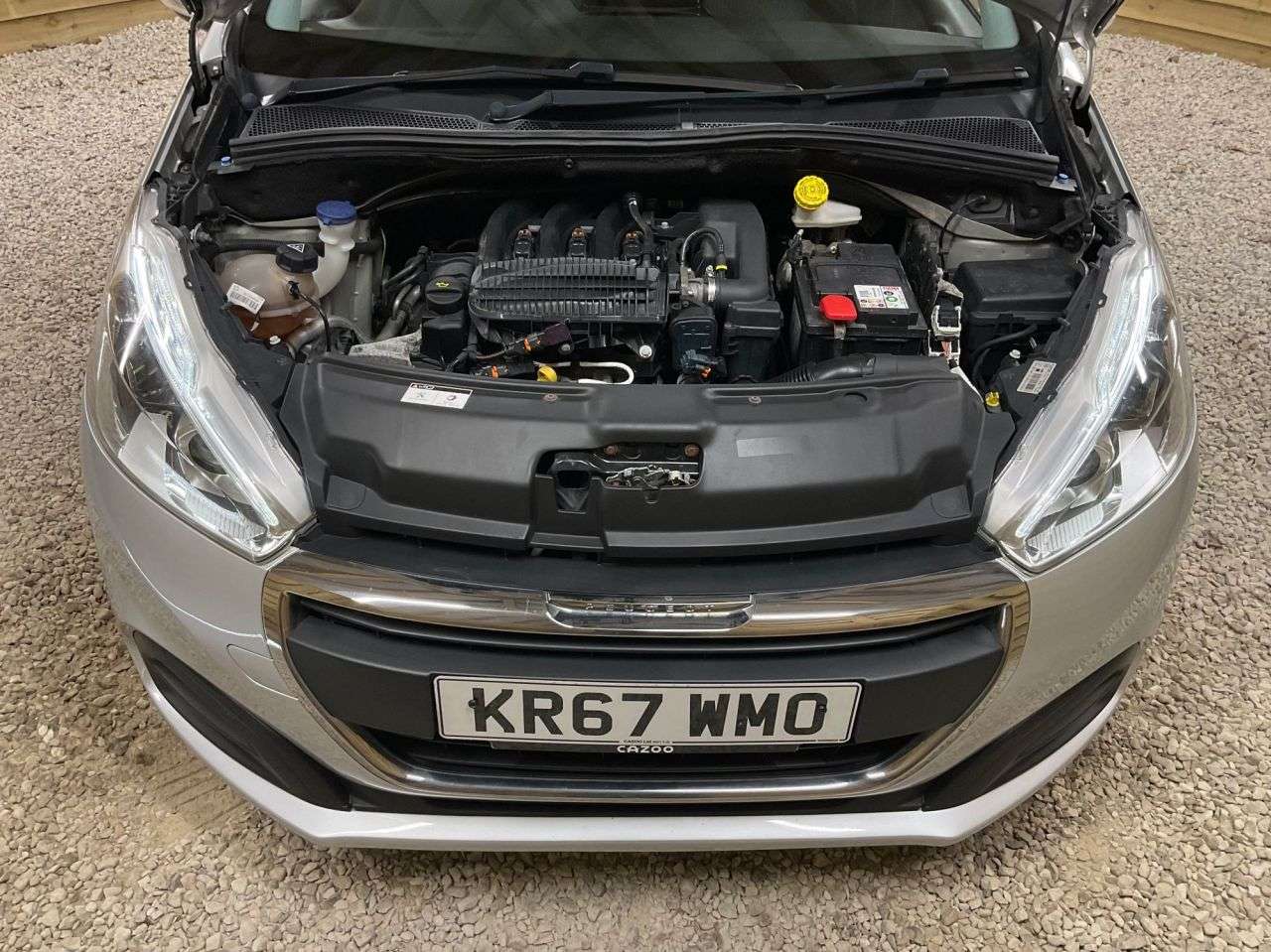 2017 PEUGEOT 208 2017 PEUGEOT 208