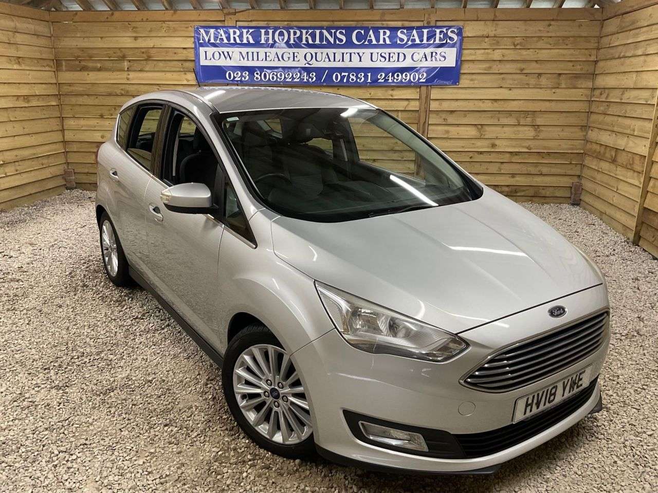 A 2018 FORD C-MAX 1.0T EcoBoost Titanium MPV 5dr Petrol Manual Euro 6 (s/s) (125 ps) ONE LOCA A 2018 FORD C-MAX 1.0T EcoBoost Titanium MPV 5dr Petrol Manual Euro 6 (s/s) (125 ps) ONE LOCA