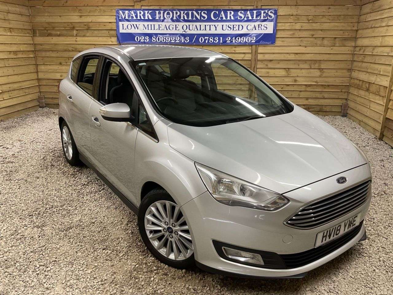 A 2018 FORD C-MAX 1.0T EcoBoost Titanium MPV 5dr Petrol Manual Euro 6 (s/s) (125 ps) ONE LOCA A 2018 FORD C-MAX 1.0T EcoBoost Titanium MPV 5dr Petrol Manual Euro 6 (s/s) (125 ps) ONE LOCA