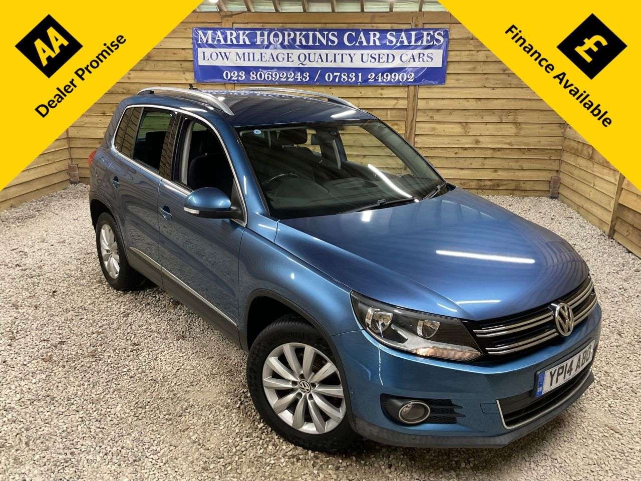 A 2014 VOLKSWAGEN TIGUAN 2.0 TDI BlueMotion Tech Match SUV 5dr Diesel Manual 4WD Euro 5 (s/s) (177 p A 2014 VOLKSWAGEN TIGUAN 2.0 TDI BlueMotion Tech Match SUV 5dr Diesel Manual 4WD Euro 5 (s/s) (177 p