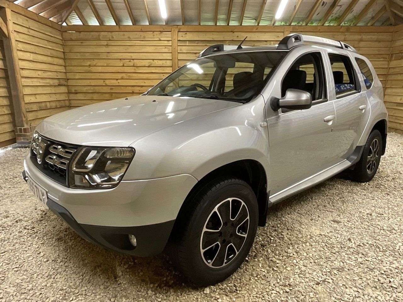 2017 DACIA DUSTER 2017 DACIA DUSTER