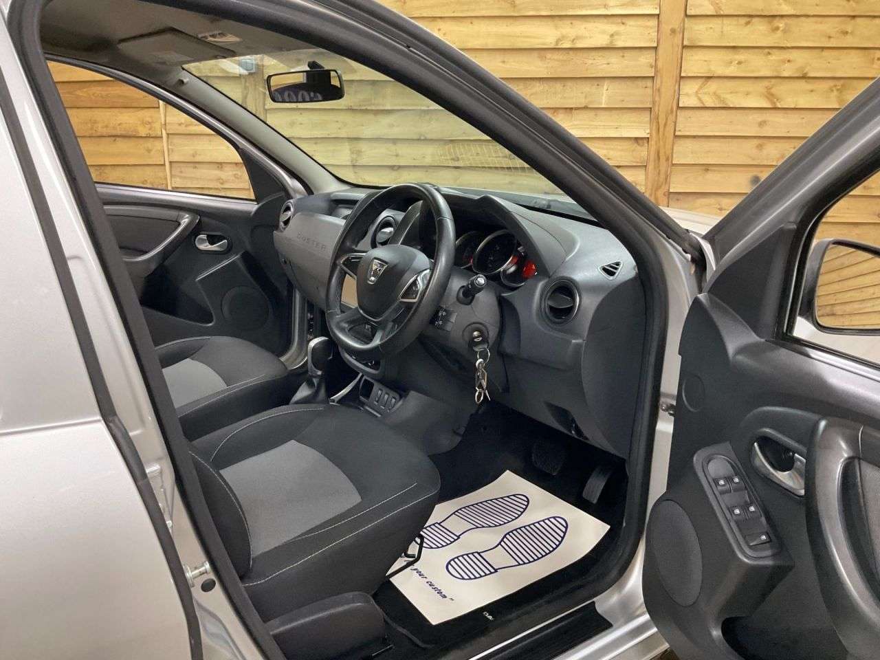2017 DACIA DUSTER 2017 DACIA DUSTER