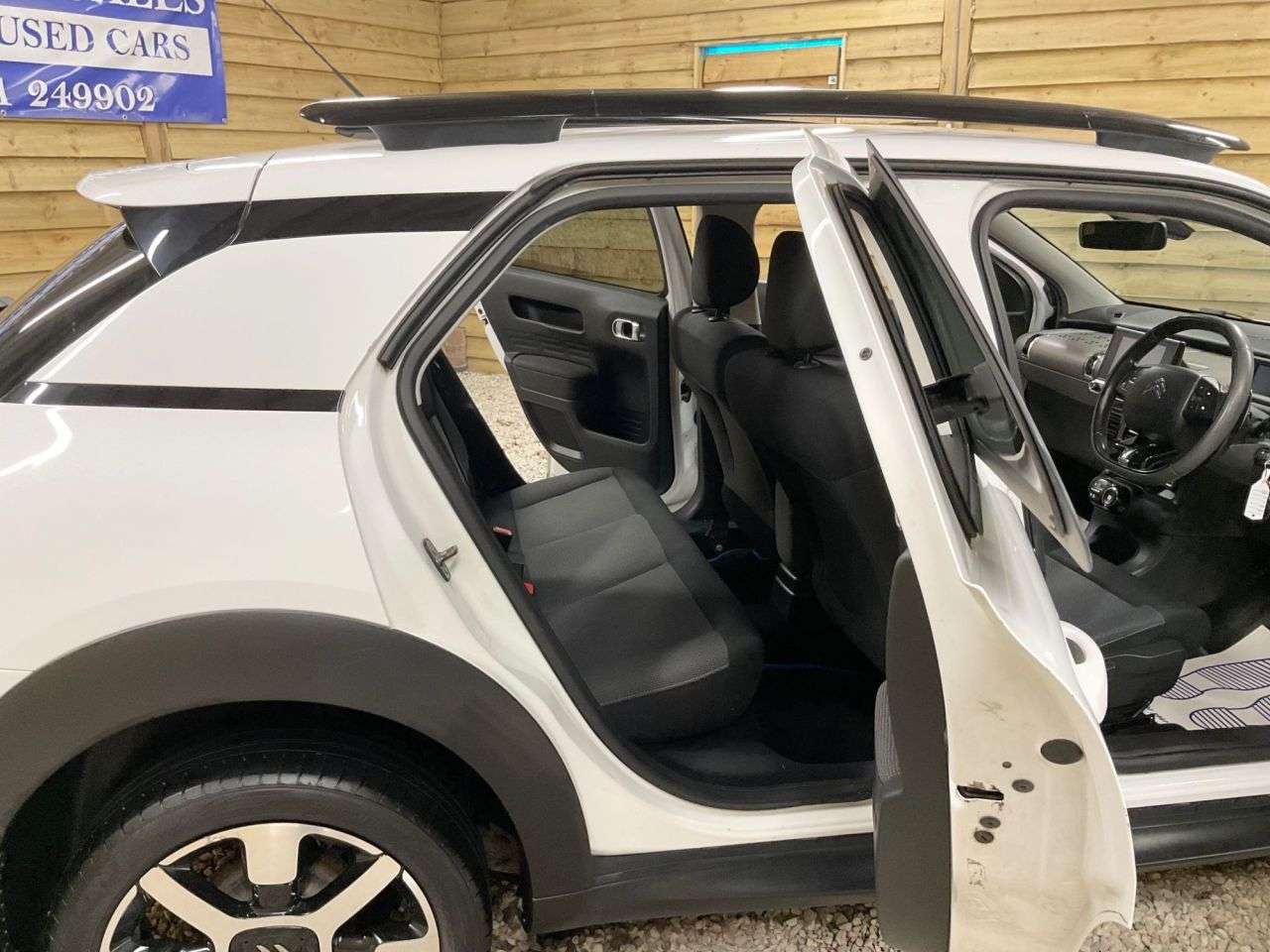 2017 CITROEN C4 CACTUS 2017 CITROEN C4 CACTUS