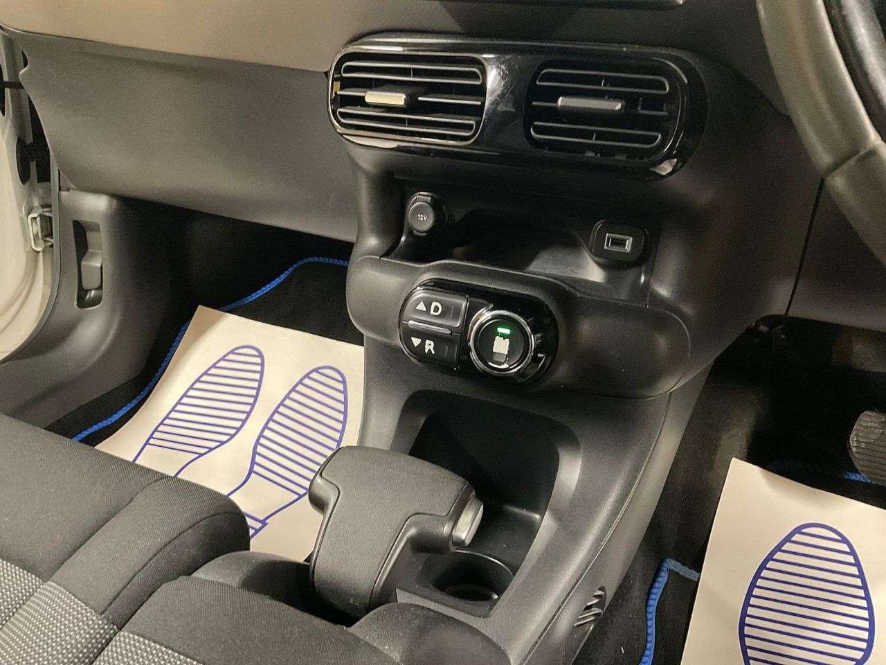 2017 CITROEN C4 CACTUS 2017 CITROEN C4 CACTUS
