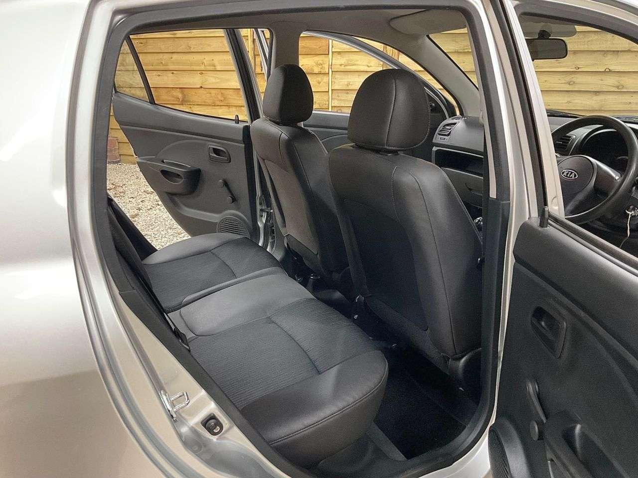 2011 KIA PICANTO 2011 KIA PICANTO